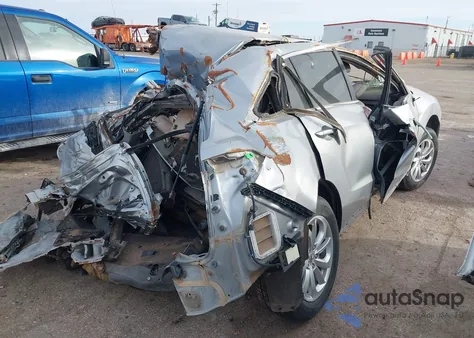 2018 Acura Rdx z USA, uszkodzony, nr VIN 19UTB4858JL900130